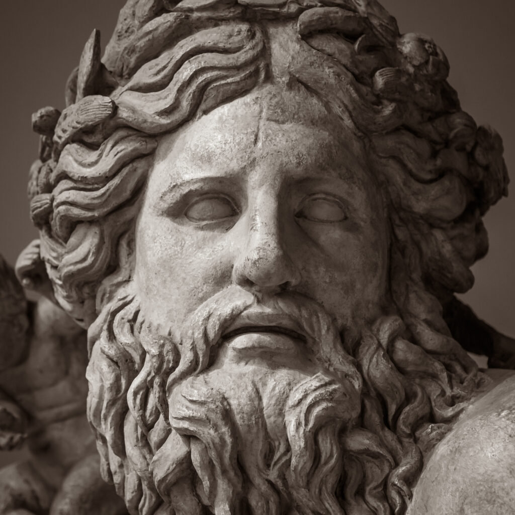 Head_And_Shoulders_Of_Ancient_Sculpture